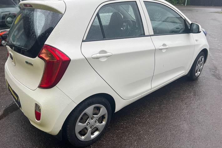 Hvid Kia Picanto fra 2014