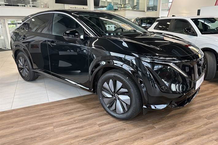 Sort Nissan Ariya fra 2026