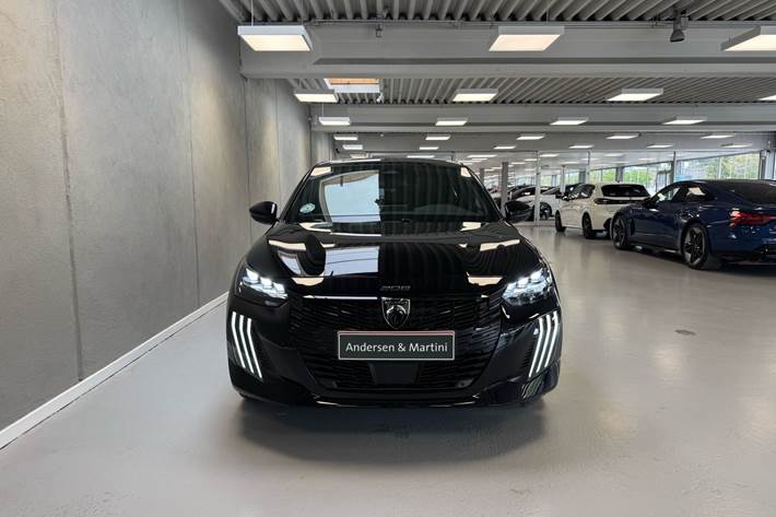 Sort Peugeot e-208 fra 2026