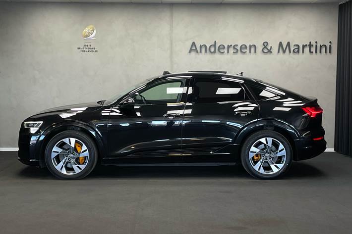 Sort Audi e-tron fra 2020