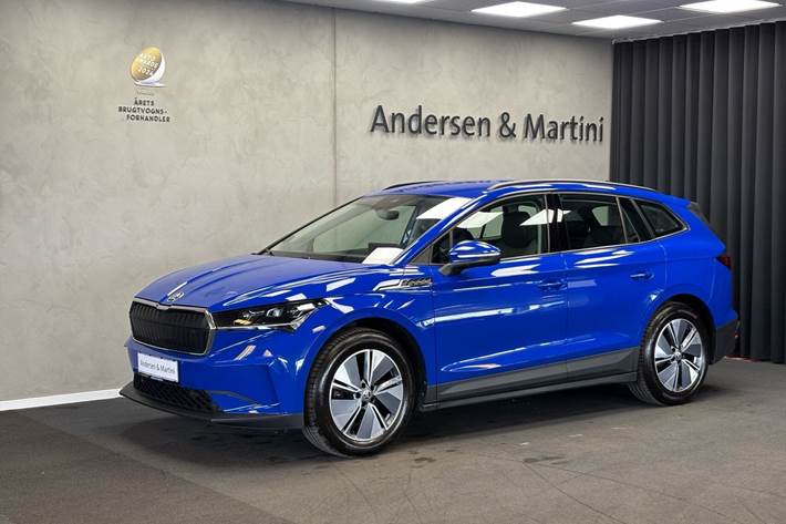 Blå Skoda Enyaq fra 2021