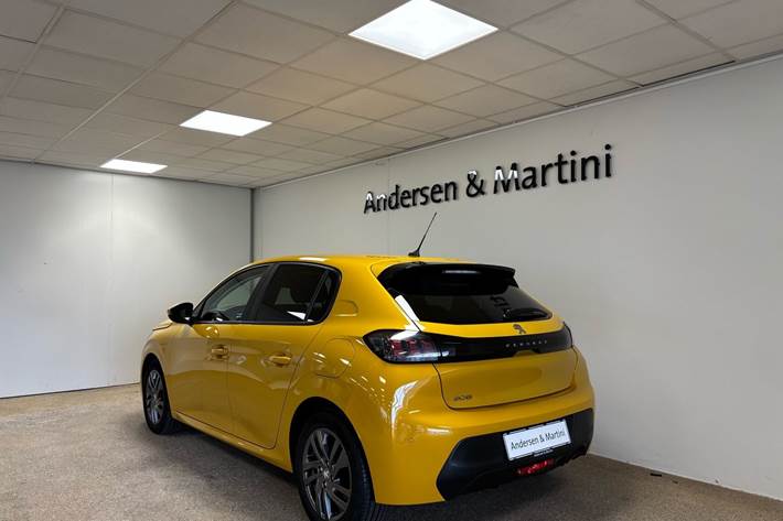Gul Peugeot 208 fra 2021