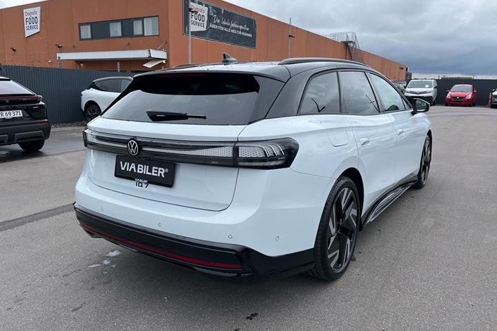 Hvid VW ID.7 fra 2026