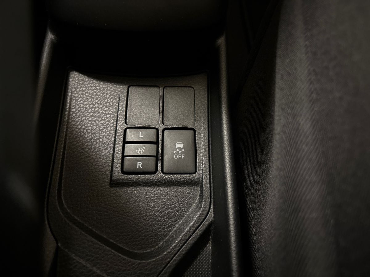 Sort Toyota Yaris fra 2018
