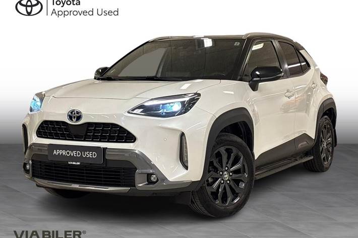 Hvid Toyota Yaris Cross fra 2022