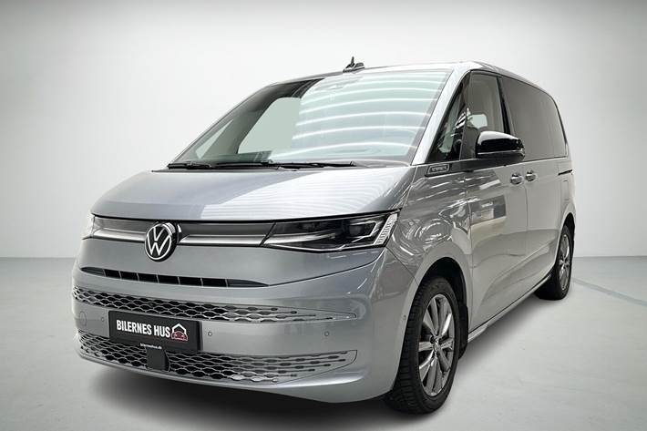 Blå VW Multivan fra 2021