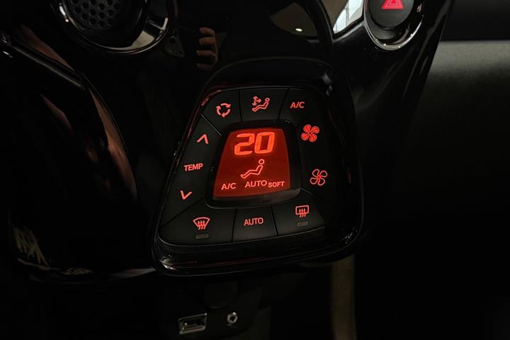 Hvid Toyota Aygo fra 2021