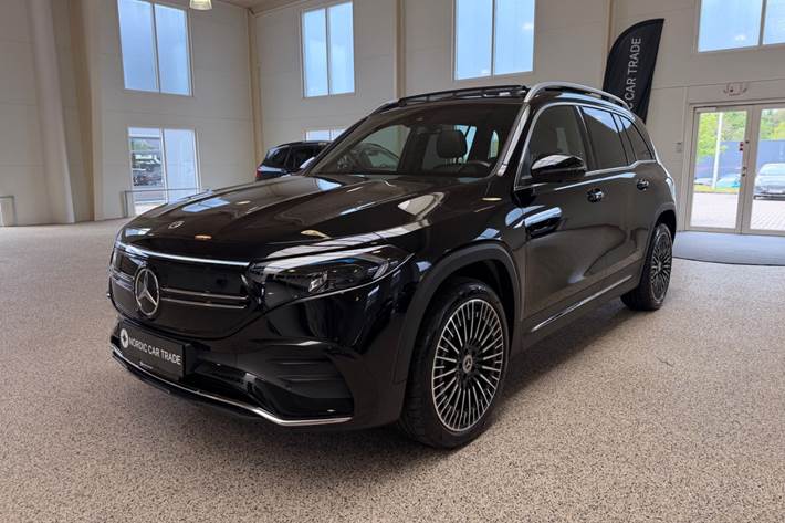 Sort Mercedes EQB250 fra 2023
