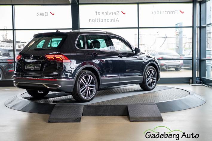 Sort VW Tiguan fra 2021