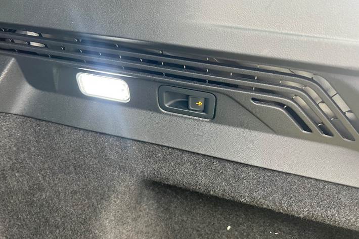 Grøn VW ID.4 fra 2022