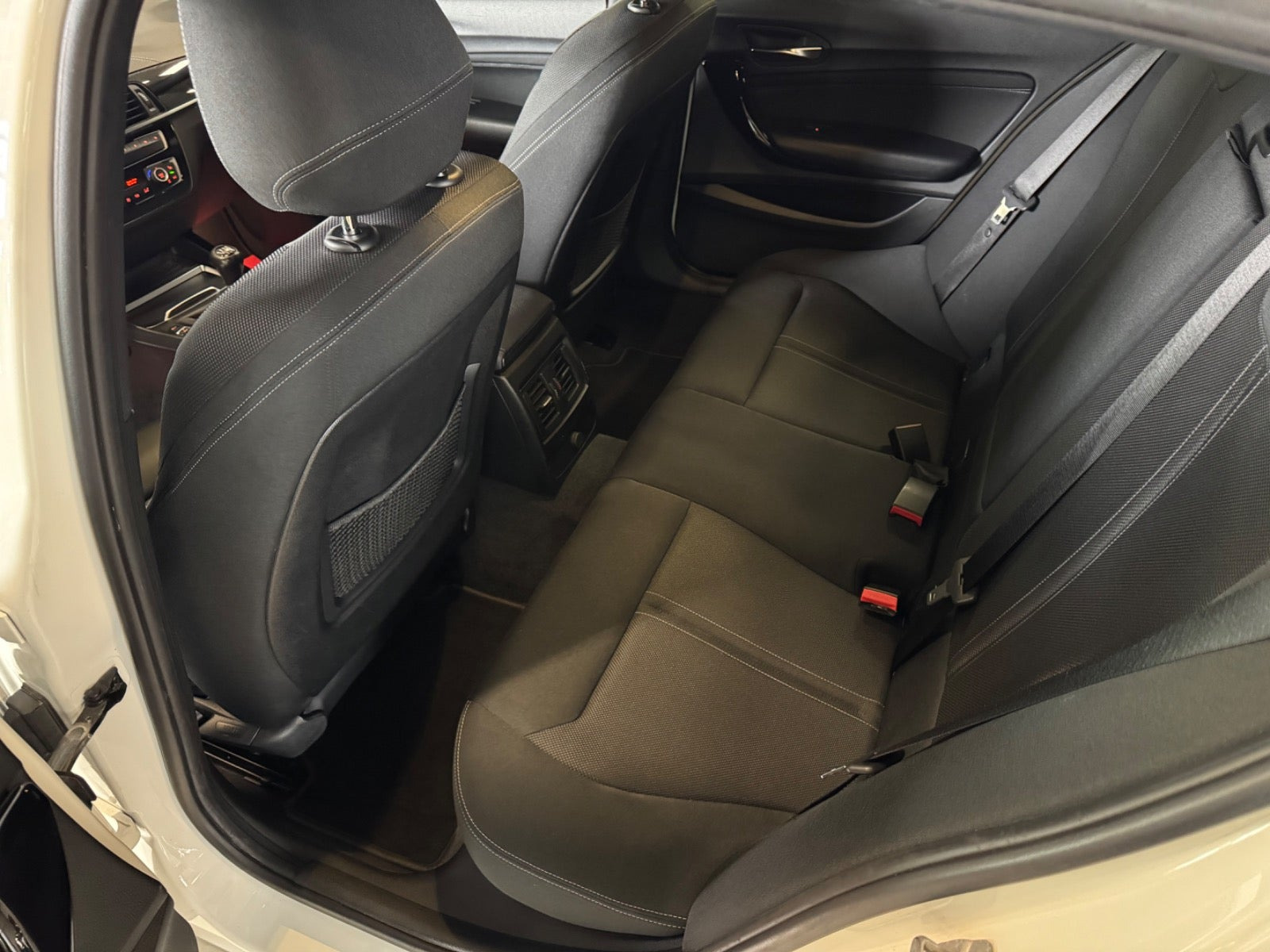 undefined BMW 116i fra 2019 set indefra