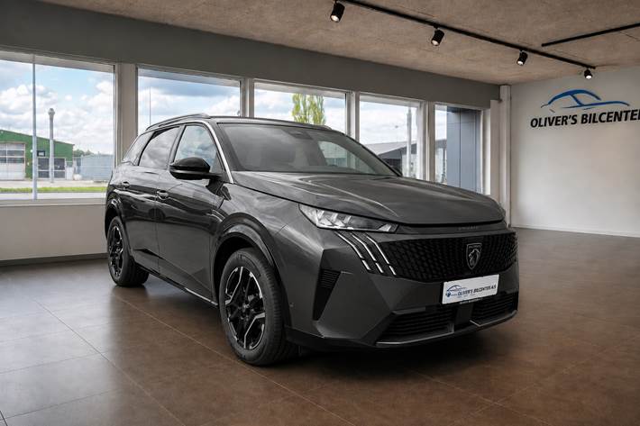 Grå Peugeot e-5008 fra 2025