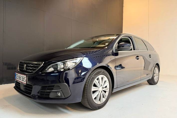 undefined Peugeot 308 fra 2019 set udefra