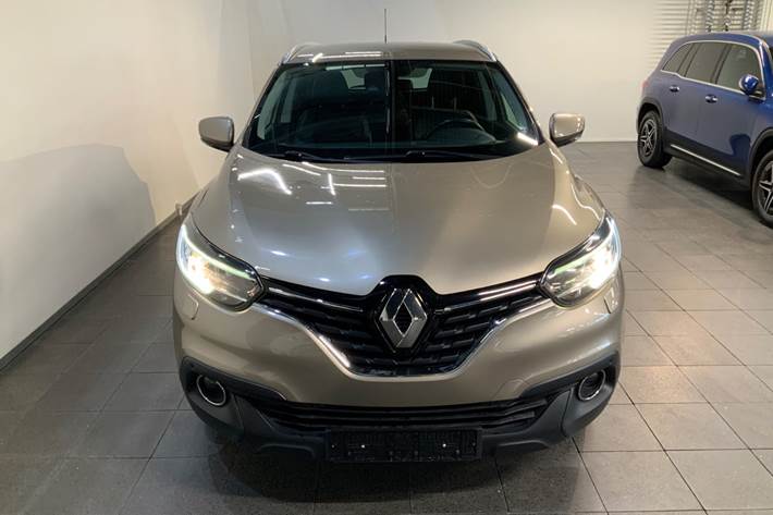 Orange Renault Kadjar fra 2016