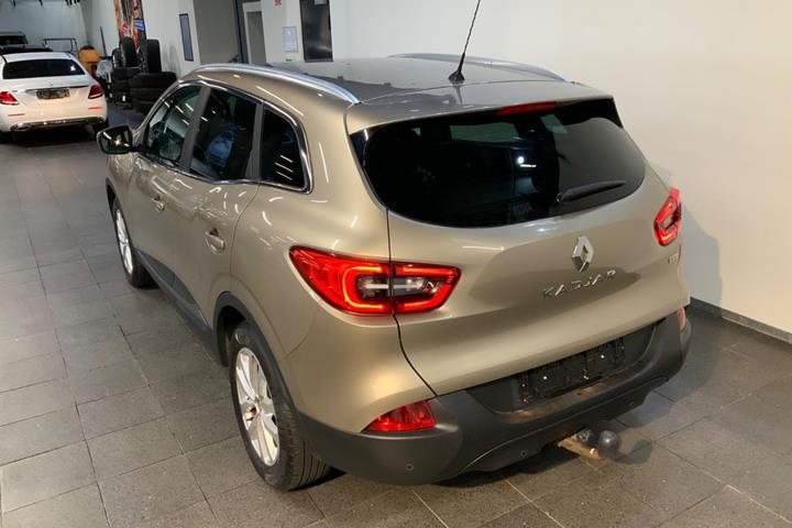 Orange Renault Kadjar fra 2016