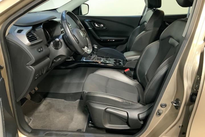 Orange Renault Kadjar fra 2016