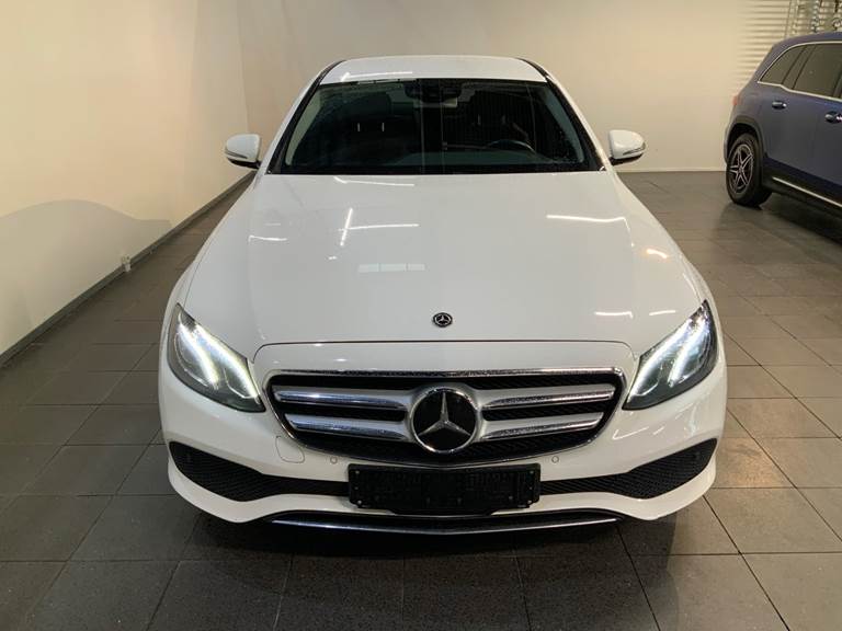 Mercedes E300 2,0 Avantgarde aut.