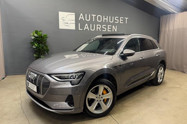 Grå Audi e-tron fra 2020