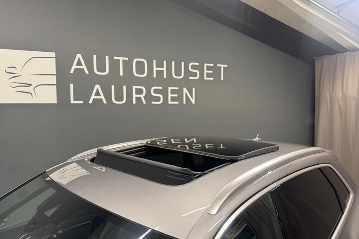 Grå Audi e-tron fra 2020