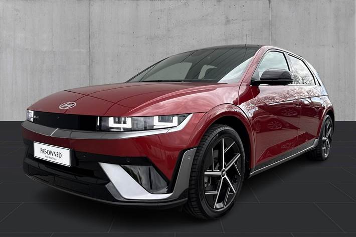 Grå Hyundai Ioniq 5 fra 2025