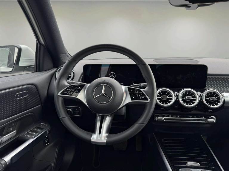 Mercedes EQB250+ Progressive 7prs