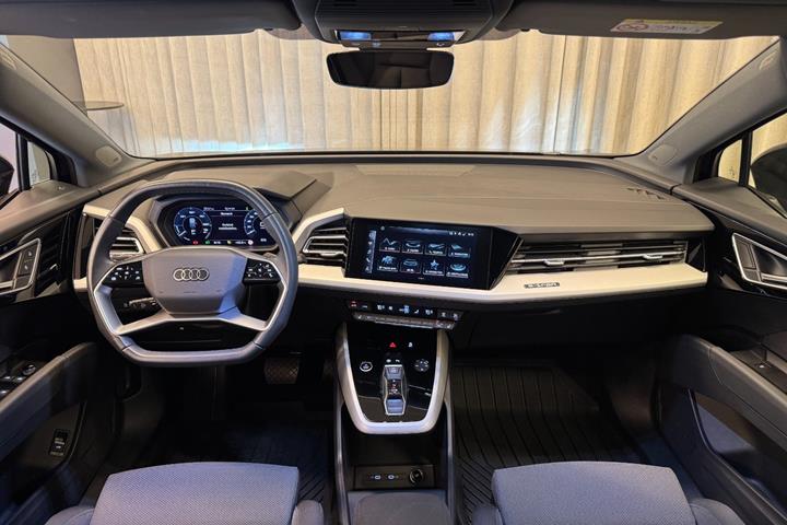 Sort Audi Q4 e-tron fra 2023