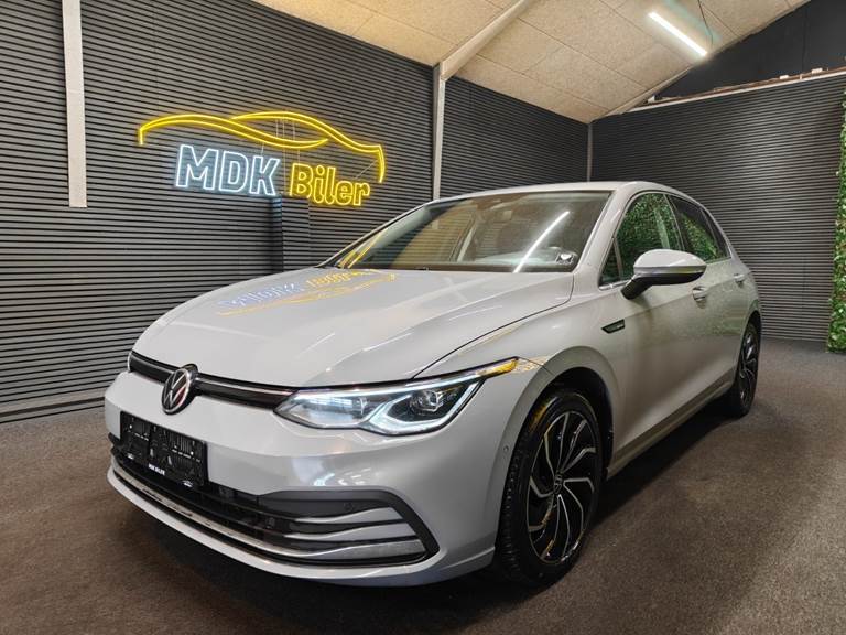 VW Golf VIII 2,0 TDi 150 Style DSG