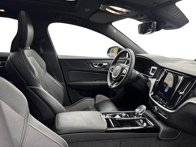 Volvo V60 2,0 T6 ReCharge Ultimate Dark aut. AWD