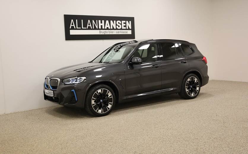 BMW iX3 Charged Plus M-Sport