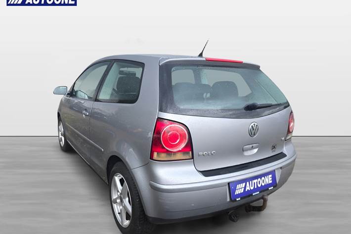 Sølv VW Polo fra 2006