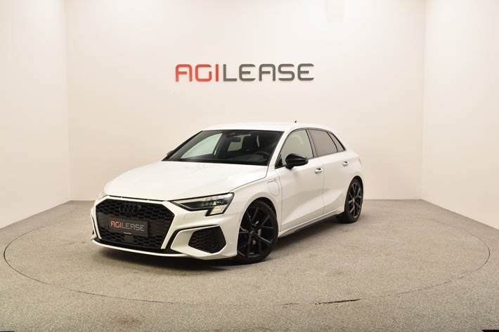 Hvid Audi A3 fra 2021