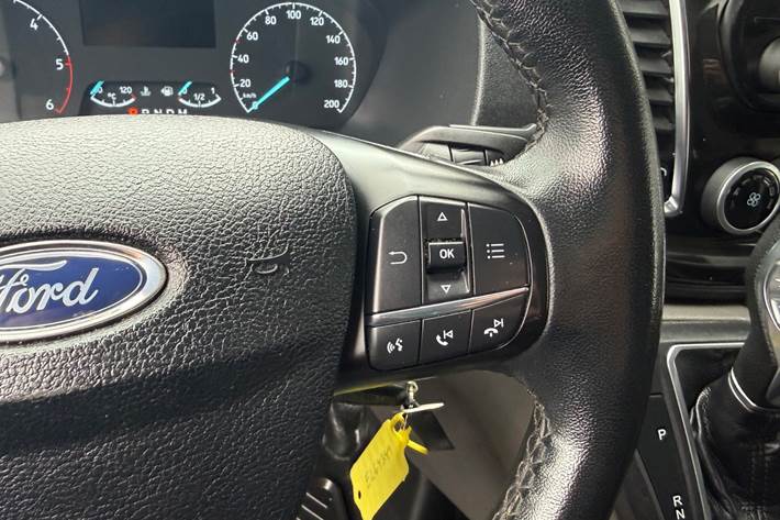 Hvid Ford Transit Custom 300 L2 fra 2022