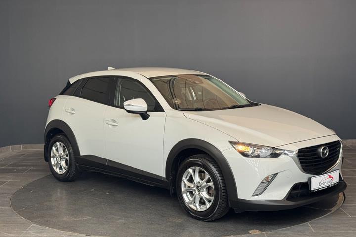 Grå Mazda CX-3 fra 2016