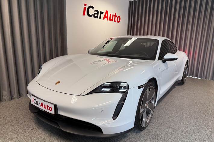 Hvid Porsche Taycan fra 2021