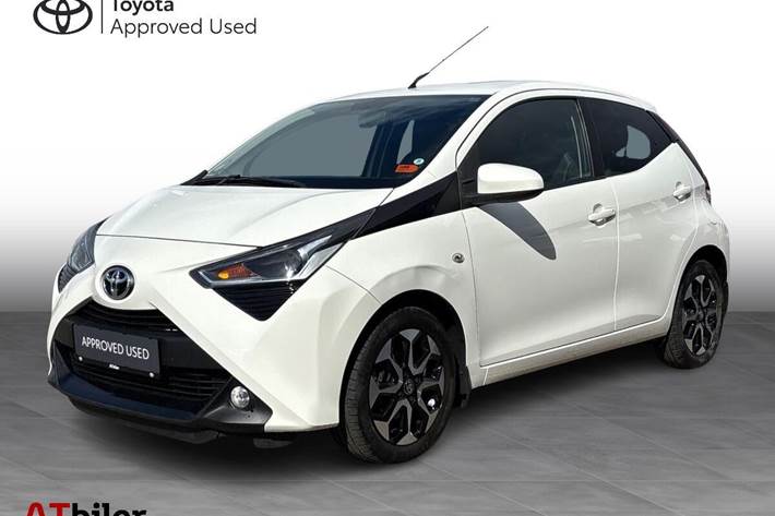 Hvid Toyota Aygo fra 2020