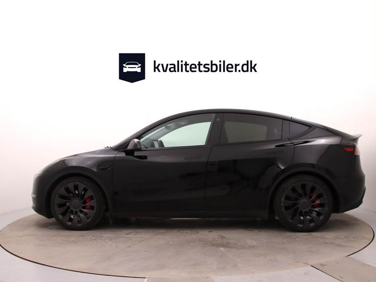 Tesla Model Y EL Performance AWD 534HK 5d Aut.