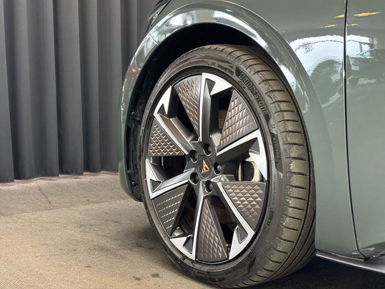 Cupra Born EL VZ 326HK 5d Aut.