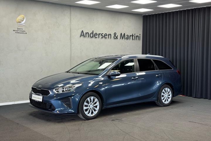 Blå Kia Ceed fra 2020