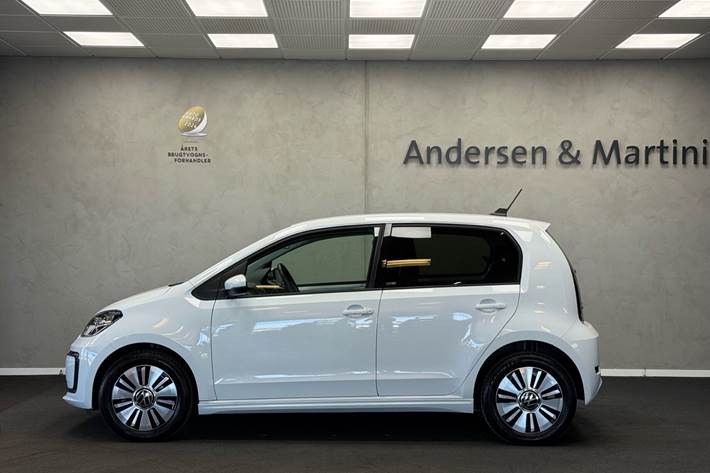 Hvid VW e-up fra 2021