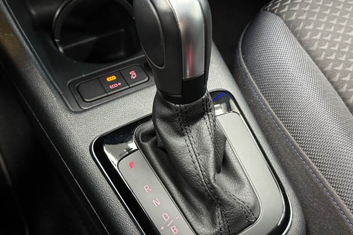 Hvid VW e-up fra 2021