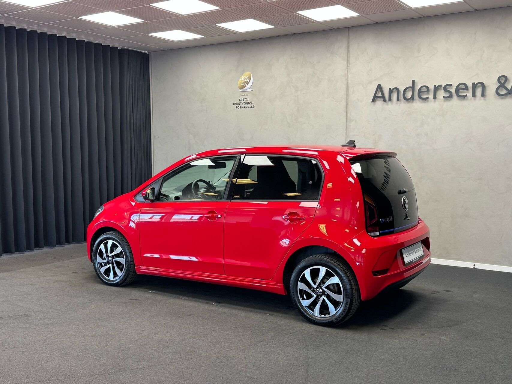 Rød VW e-up fra 2021