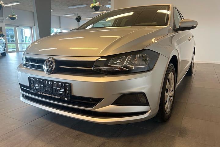 Sølv VW Polo fra 2019