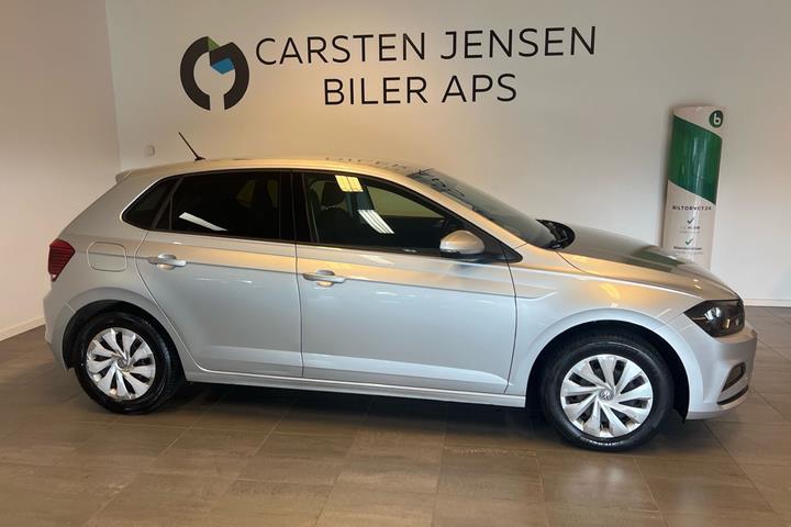 Sølv VW Polo fra 2019