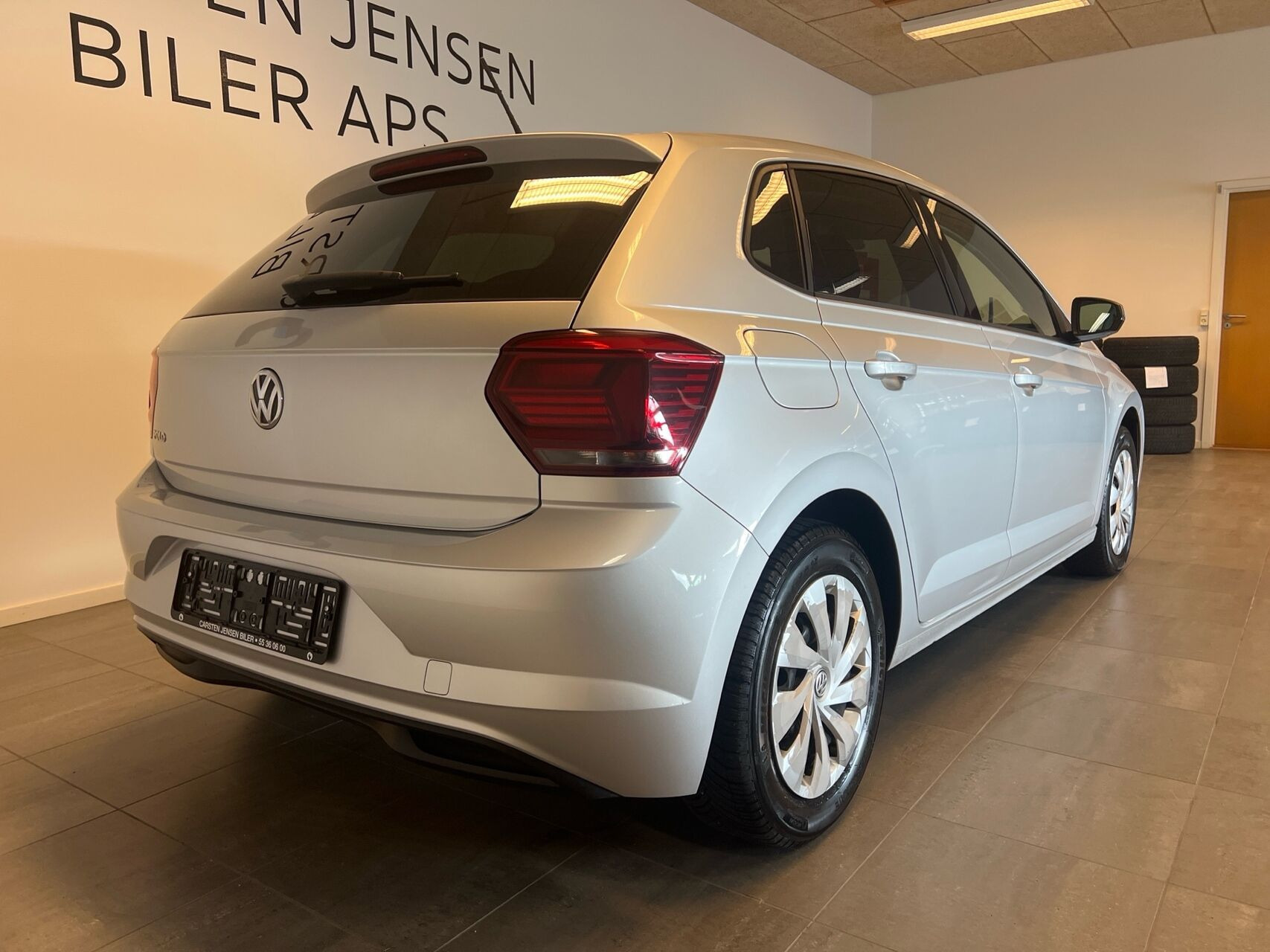 Sølv VW Polo fra 2019