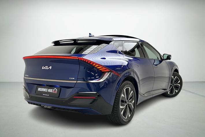 Blå Kia EV6 fra 2021