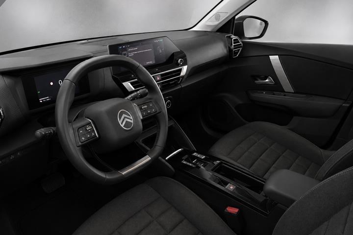 Blå Citroën ë-C4 X fra 2025