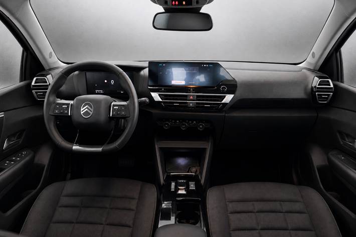 Blå Citroën ë-C4 X fra 2025