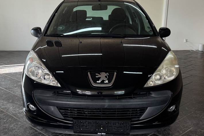 undefined Peugeot 206+ fra 2011