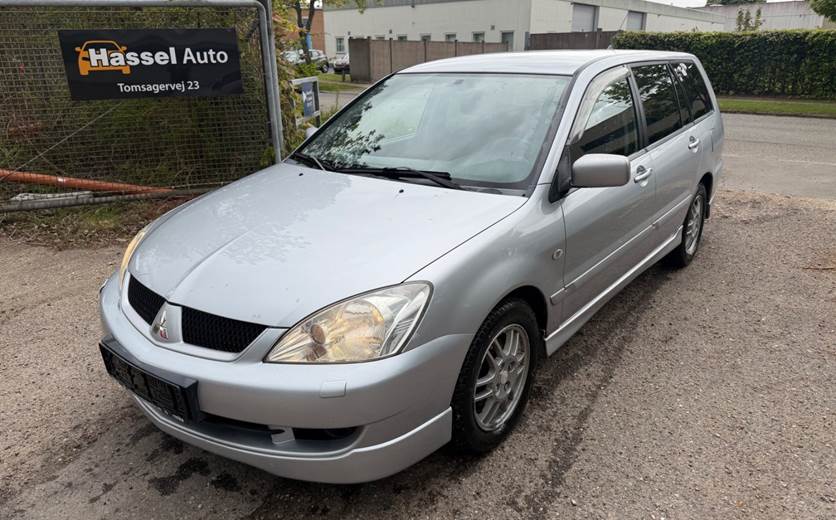 Mitsubishi Lancer 1,6 Comfort stc.