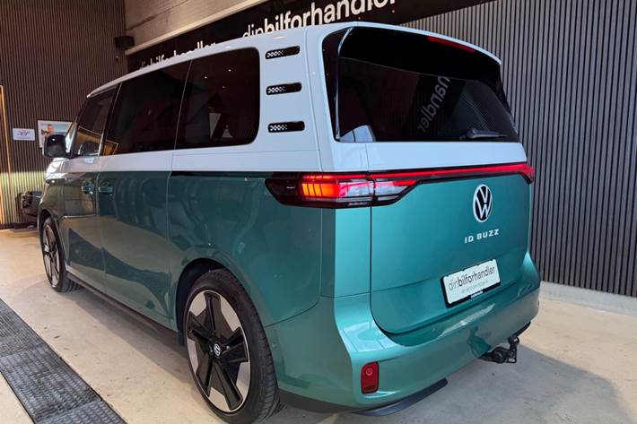 Grøn VW ID.Buzz fra 2023